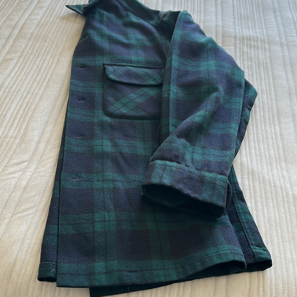 Pendleton vintage wool shirt. Loop collar flap pockets very good vtg condition - Picture 11 of 11